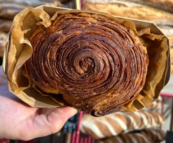 PAIN FEUILLETÉ AU ROCQUEFORT 